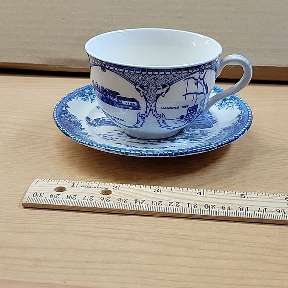 Kansas souvenirs Abilene plate, Dodge City cup and saucer , Collectible spoon - Picture 4 of 11